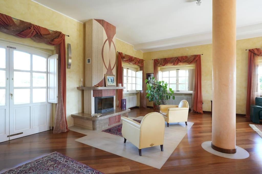Villa Ruffo กัมโปบัสโซ ภายนอก รูปภาพ