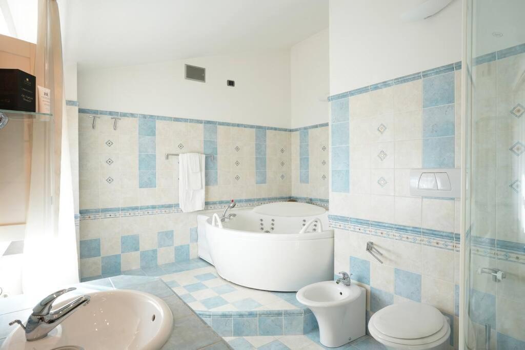 Villa Ruffo กัมโปบัสโซ ภายนอก รูปภาพ