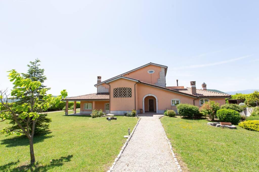Villa Ruffo กัมโปบัสโซ ภายนอก รูปภาพ